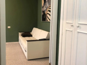 Апартаменты на Сенной