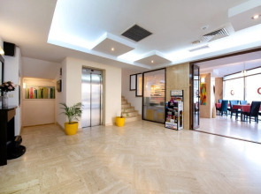 Hotel Duke Armeneasca