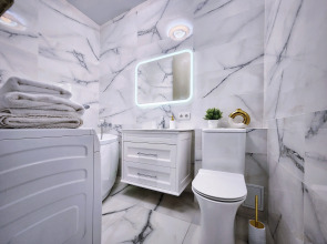 Квартира Уютная на улице Сергея Борзенко