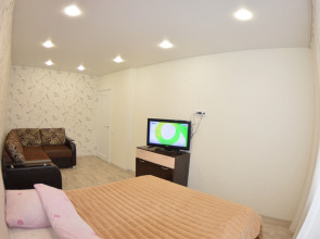 Апартаменты Уютная двухкомнатная квартира на Верхней Дуброве