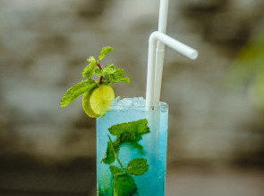 Отель Kandy City by Earl's