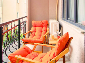 Отель TAKS-INN Suites