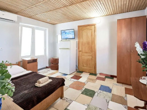 Отель Белый