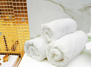 Апартаменты 12 этаж,студия 30кв.м,джакузи,вид на Волгу,новый дом,самый центр,вокзал пешком