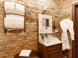 Отель Империал