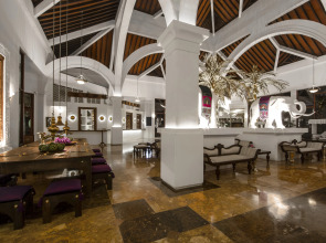 Hotel Royal Palms Beach