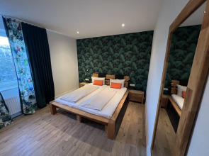 Отель Attaché an der Messe