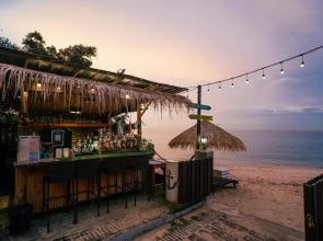 Курортный отель Golden Tulip Pattaya Beach Resort