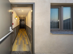 The Great Airport Hotel