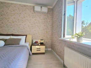 Квартира Urban Apartments 2-х комнатная рядом с метро и базой отдыха у леса