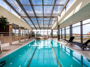 Отель Qubus Krakow