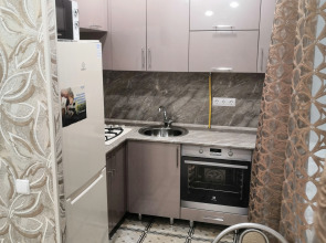 Апартаменты на Проспекте Строителей 27-1