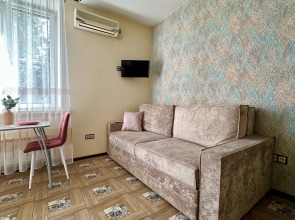 Апартаменты на Аллее Героев в Античном стиле