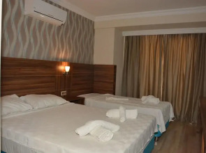 Отель Emily Rose