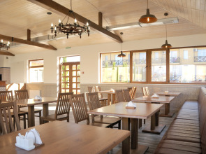 Отель Черноморский