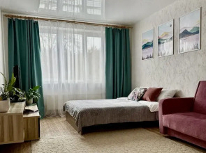 Квартира Квартира Рядом с Метро Парком и Озером