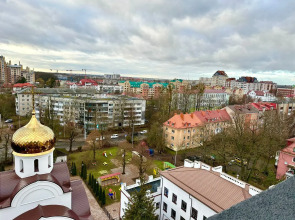 Квартира класса комфоpт плюс с красивым видом из окна в историческом центре города Амалиенау