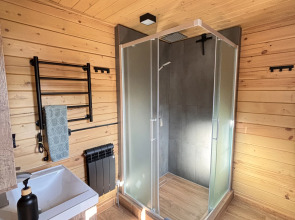 Дом с Камином и Панорамными Окнами