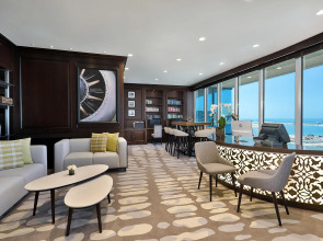 Отель Le Méridien Mina Seyahi Beach Resort & Waterpark