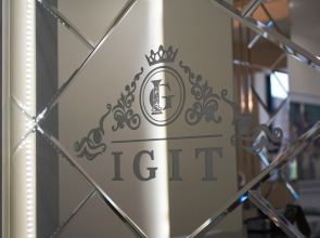 Отель Igit Plaza