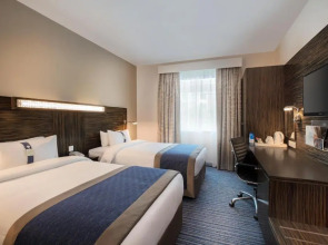 Holiday Inn Express Dubai Jumeirah an IHG Hotel