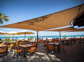 Отель JA The Resort - JA Palm Tree Court