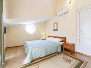 Гостевой Дом Лаура