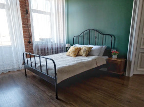 Апартаменты Видовая Аутентичная квартира на Жуковского