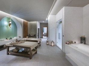 Elite World Grand Istanbul Kucukyali Hotel