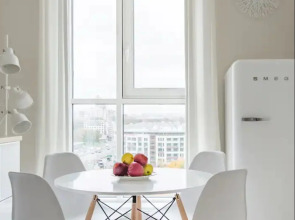 Апартаменты Cozy River and Park View Apartment