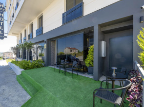 Отель Heaven Premium Airport