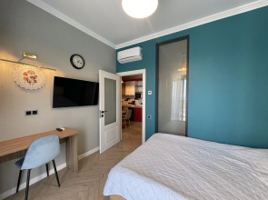 Квартира трёхкомнатная с прямым видом на море