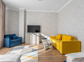 Отель Харес