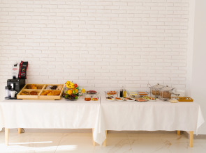 Отель Fdom Premium