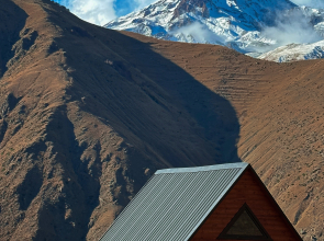 Шале Kazbegi Inn Cottages