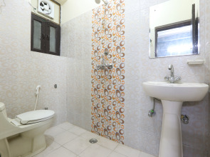 Отель Airport Mayank Residency