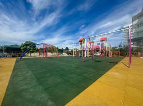 Просторные двухкомнатные апартаменты Loft-Apart