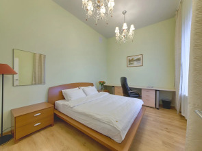 Апартаменты 3-комнатные HomeApart пр-т Независимости, 13