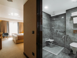 Отель Marjan Plaza