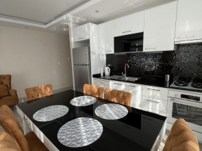 Апартаменты у моря 320 м с балконом