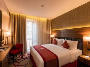 Отель Ramada and Suites by Wyndham Yerevan