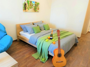 Однокомнатные RusDom Apartments возле ДК Родина