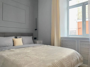 Апартаменты трехкомнатные рядом с набережной