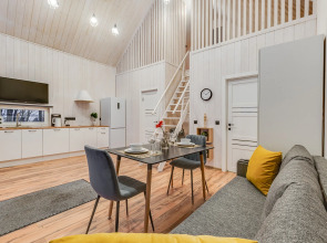 Частный дом загородный с баней на дровах