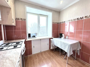 Квартира двухкомнатная в центре на Дзержинского рядом с РИАцентром