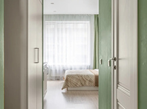 Студия у Метро Космонавтов