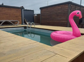 Бунгало Wood Garden