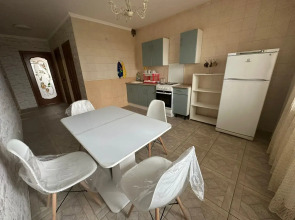 Квартира Стильная и уютная около железнодорожного вокзала