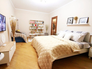 Perovskaya 2/2 Apartments