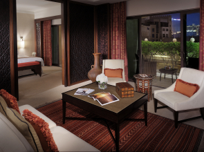 Отель Palace Downtown